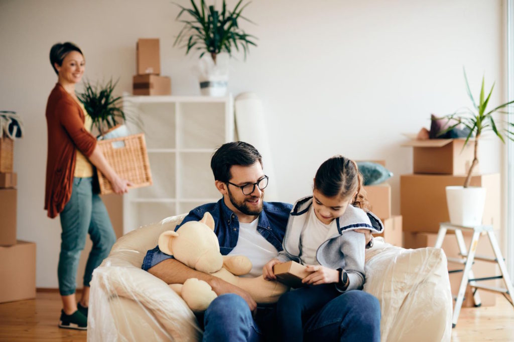 Chociaż ubezpieczenie odpowiedzialności cywilnej jest ważnym narzędziem zabezpieczającym interesy pośrednika nieruchomości, najlepszą strategią jest unikanie sytuacji, które mogą prowadzić do roszczeń