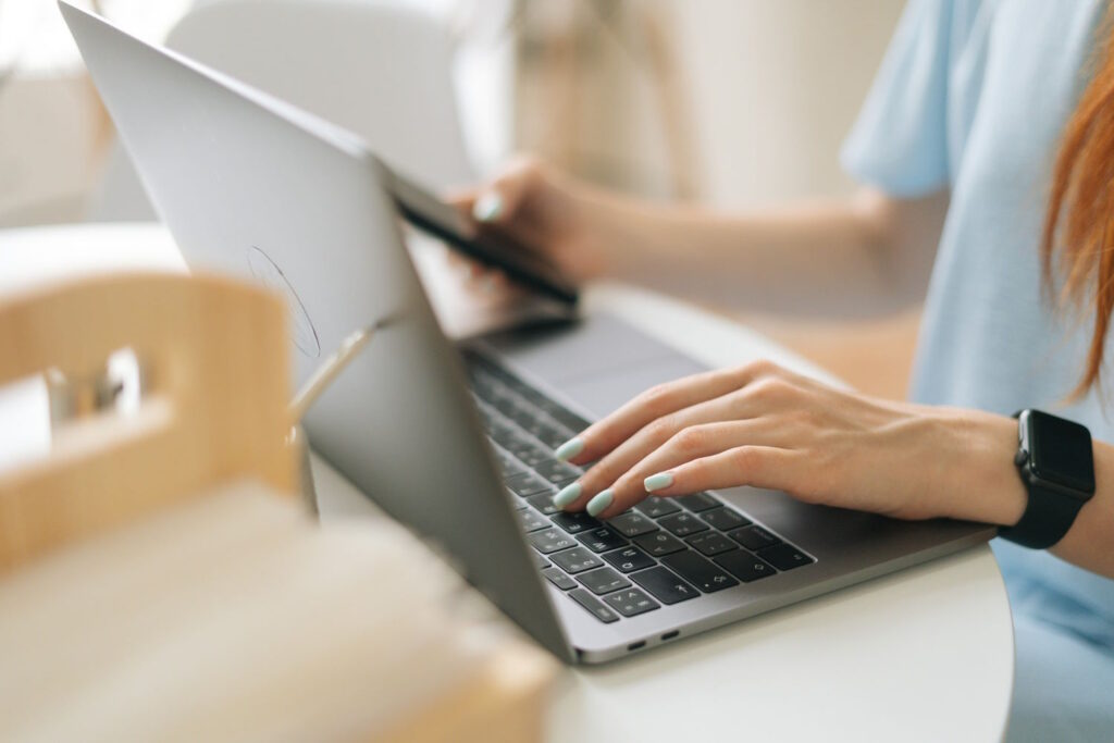 Medyczne tłumaczenia na najwyższym poziomie: specjalistyczne usługi biura tłumaczeń dla polsko-angielskich dokumentacji medycznych