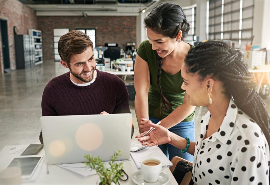 Matryce w HP EliteBook 840 G11: Jak sprawdzają się w pracy ze zdjęciami?